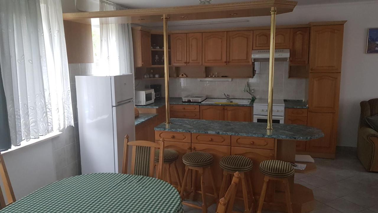 פוניארצוושהג' Royal Apartman מראה חיצוני תמונה